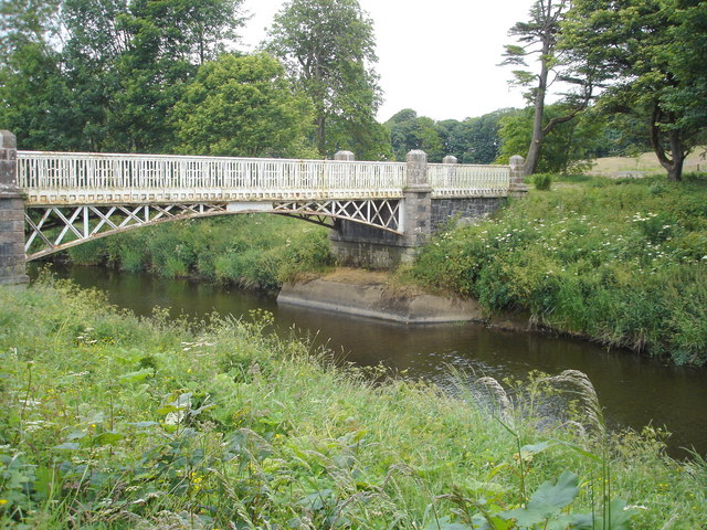 File:Bridge on the river Bush - geograph.org.uk - 859725.jpg