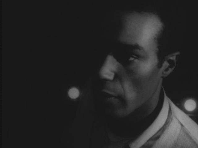 Duane_Jones_as_Ben_in_Night_of_the_Living_Dead_shadowed_bw.jpg