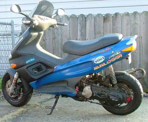 File:Gilera Runner 125.jpg