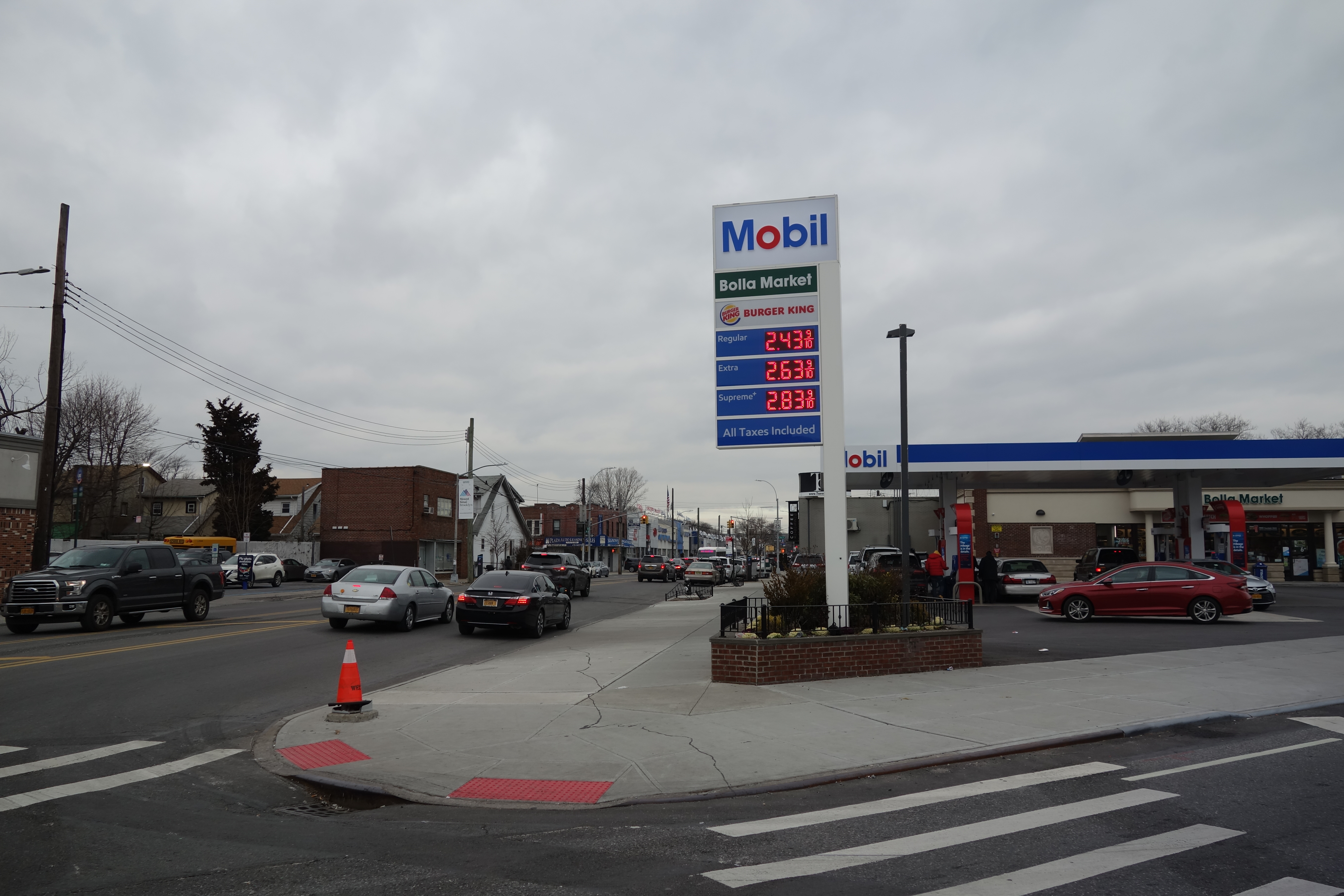 file kings hwy nostrand av td 2019 01 16 03 mobil bolla jpg wikimedia commons wikimedia commons