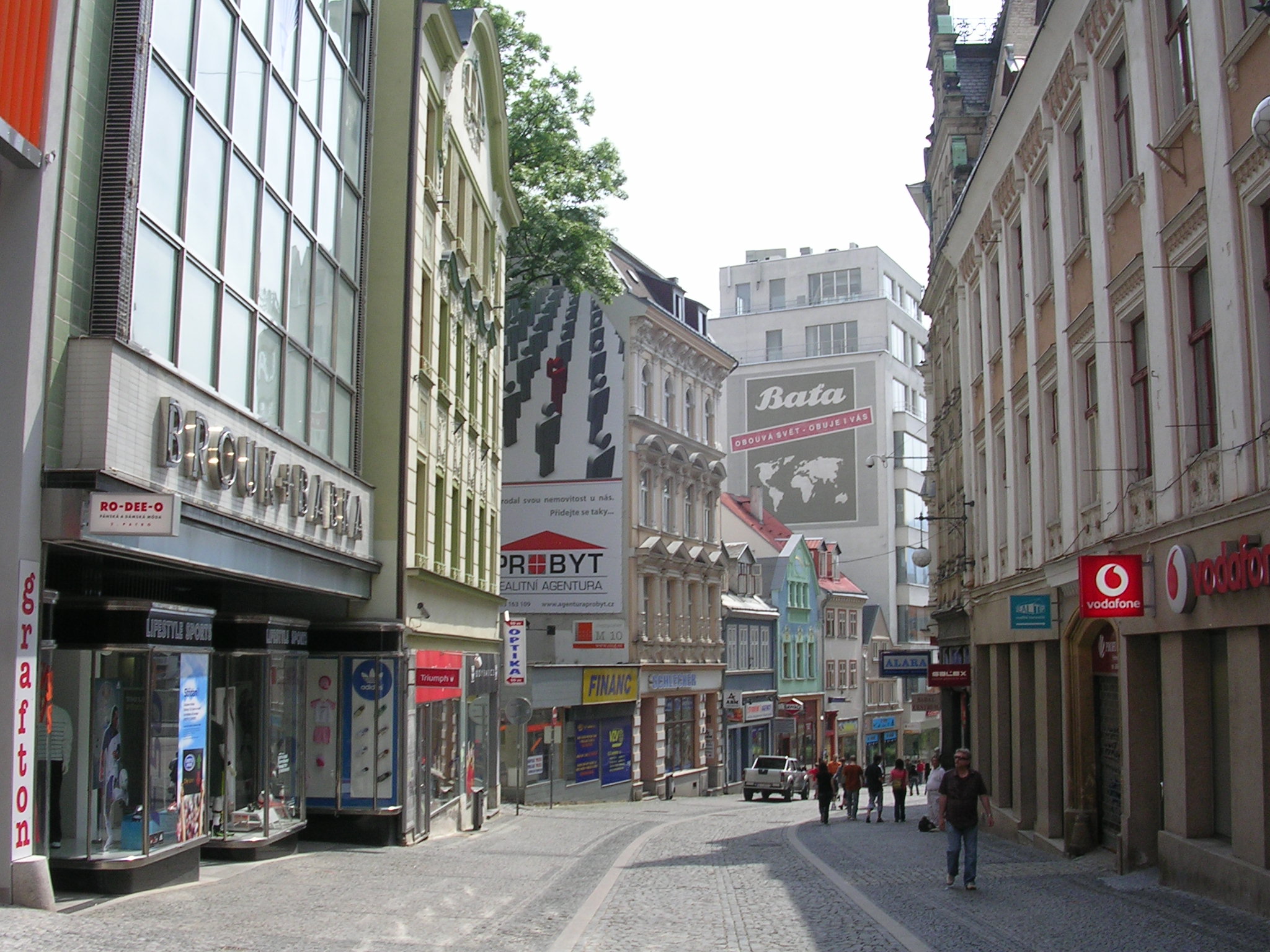 File:Liberec, Pražská (04).jpg - Wikimedia Commons