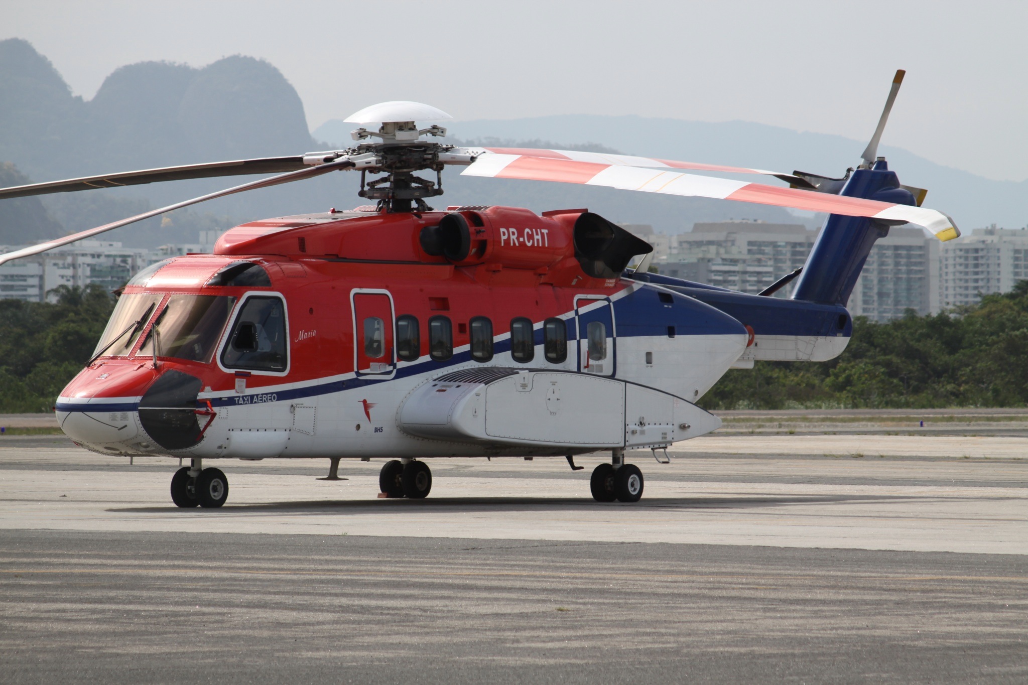 S 92 5. Sikorsky s-92. Пассажирский вертолет Сикорский. Сикорский s-92 VIP. Sikorsky s-92a Helibus салон.