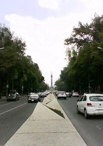 File:Paseo de la Reforma.jpg