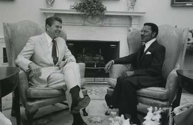 Ronald Reagan and James E. Cheek.jpg