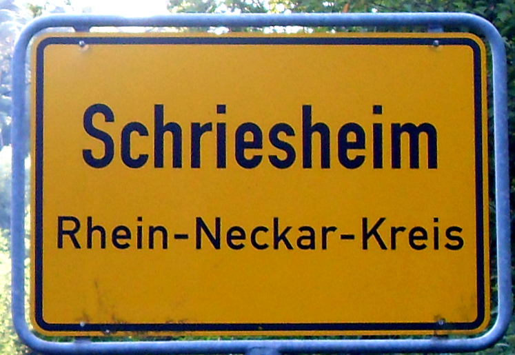 File:Schriesheim - Road signs.JPG