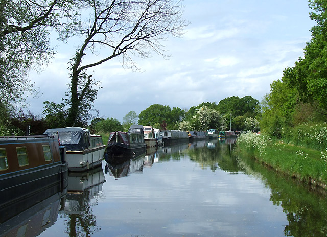 File:Shropshire Union Canal north of Wheaton Aston, Staffordshire - geograph.org.uk - 1375964.jpg