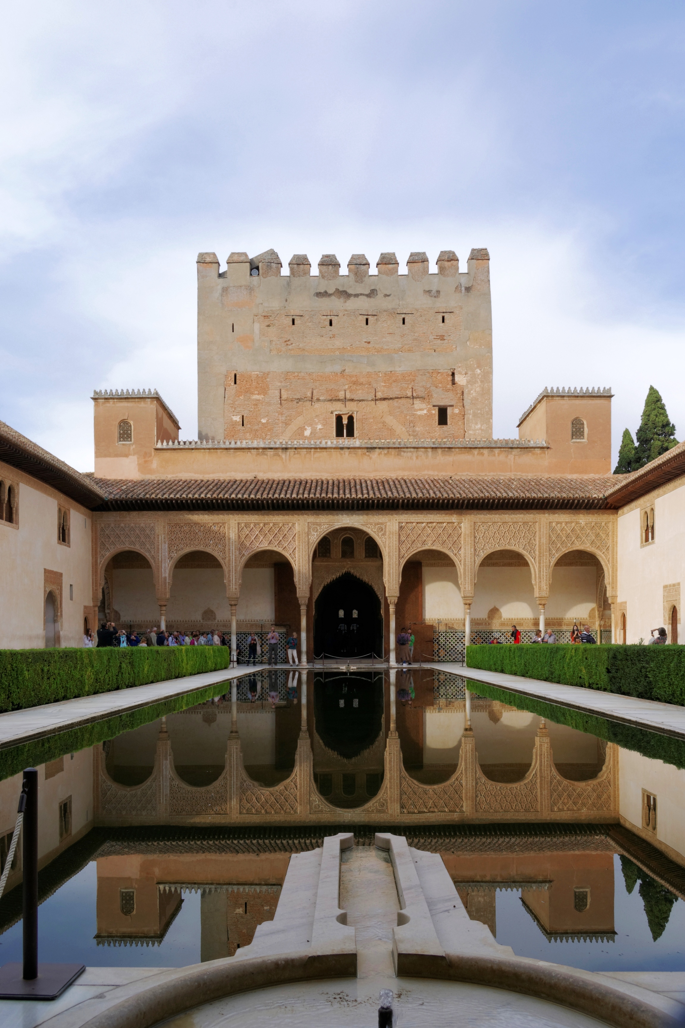 Alhambra - Wikipedia, a enciclopedia libre