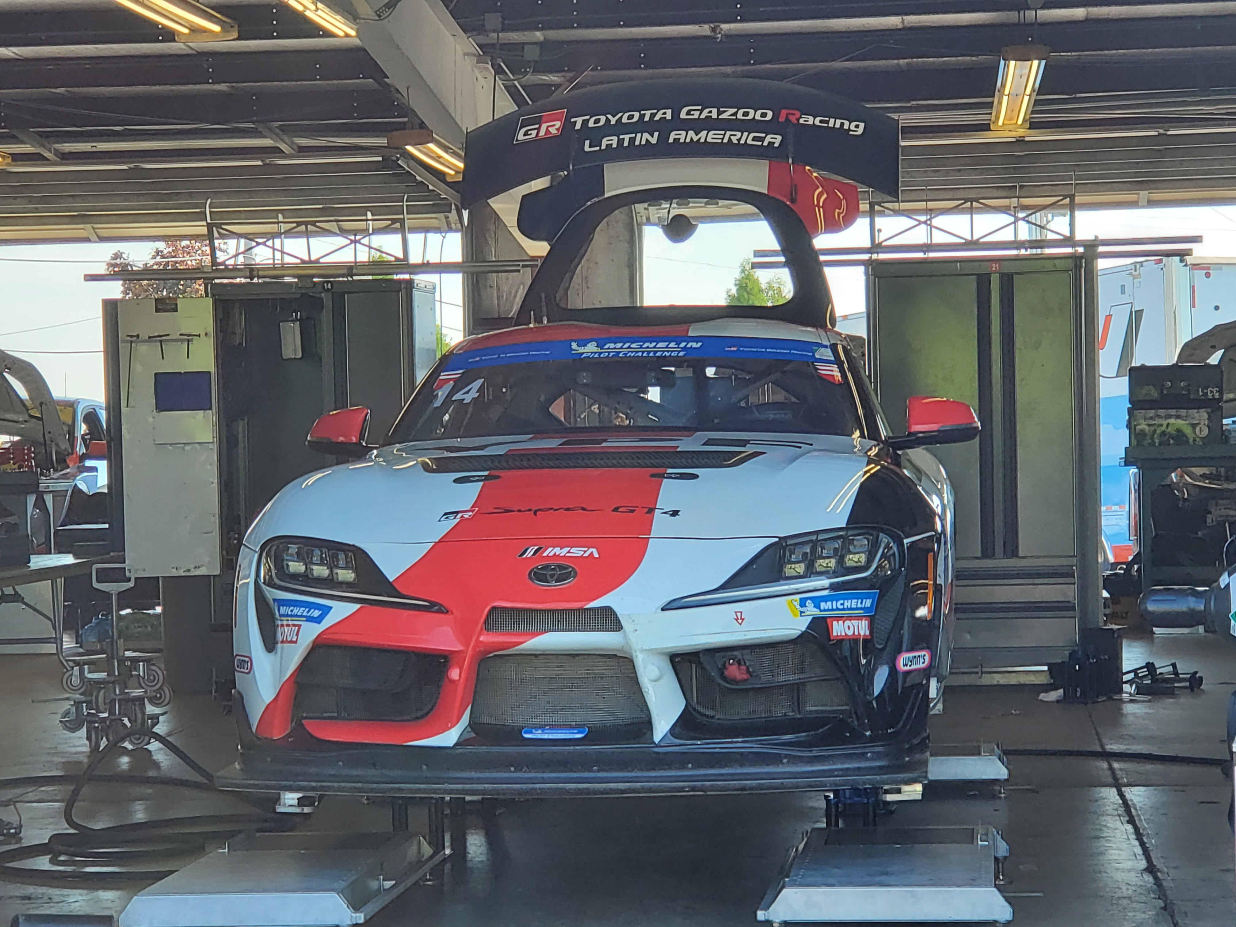 Toyota gr Supra gt4