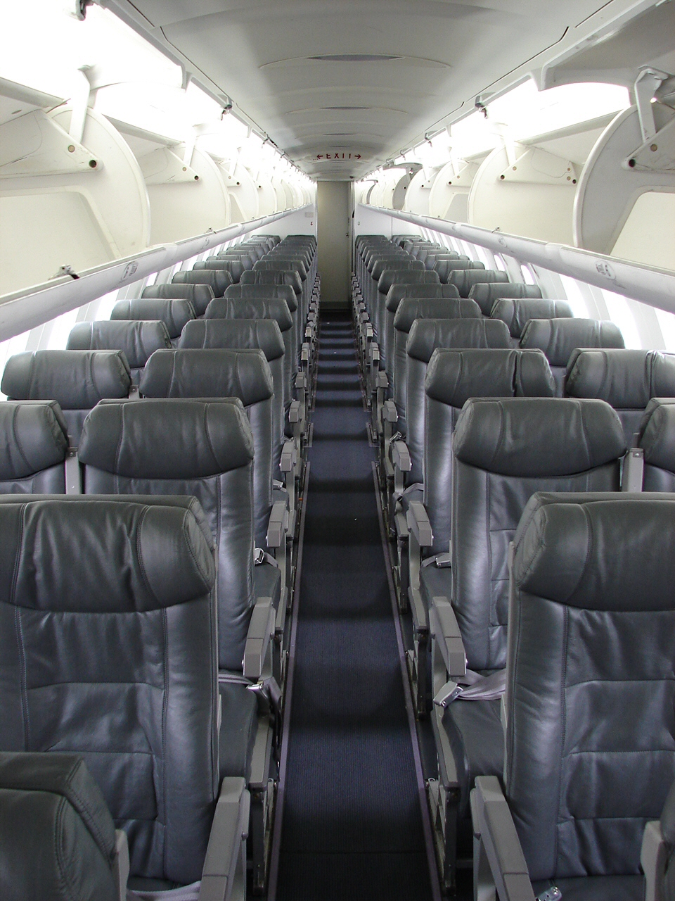 The economy section of the CRJ9 (3312263511).jpg