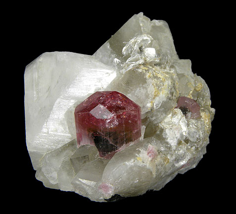 File:Tourmaline-250334.jpg