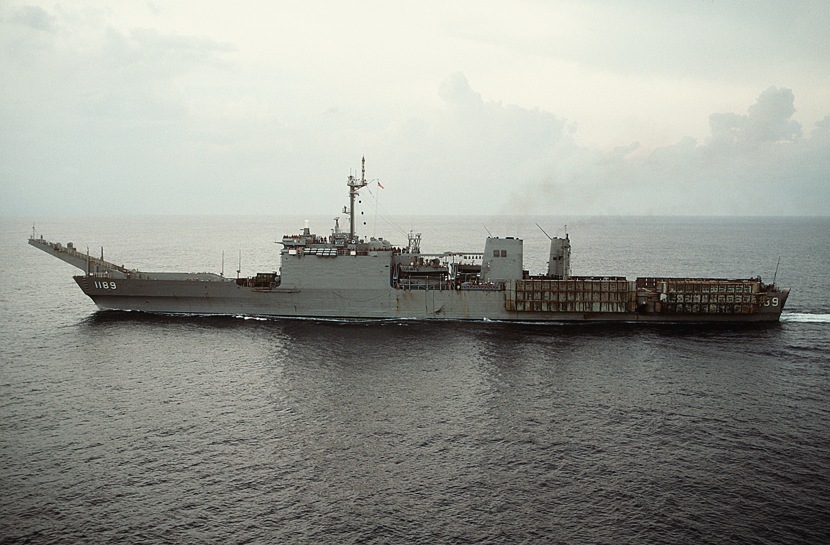 File:USS San Bernardino (LST-1189) underway in 1991.JPEG