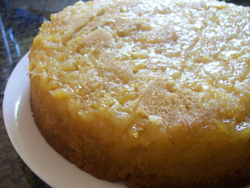 File:Upside down pineapple cake (829293767).jpg