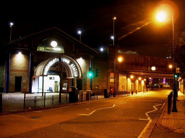 File:Wandsworth Town Station entrance - geograph.org.uk - 1571680.jpg