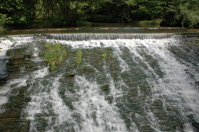 File:Weir on the River Rea - geograph.org.uk - 461091.jpg