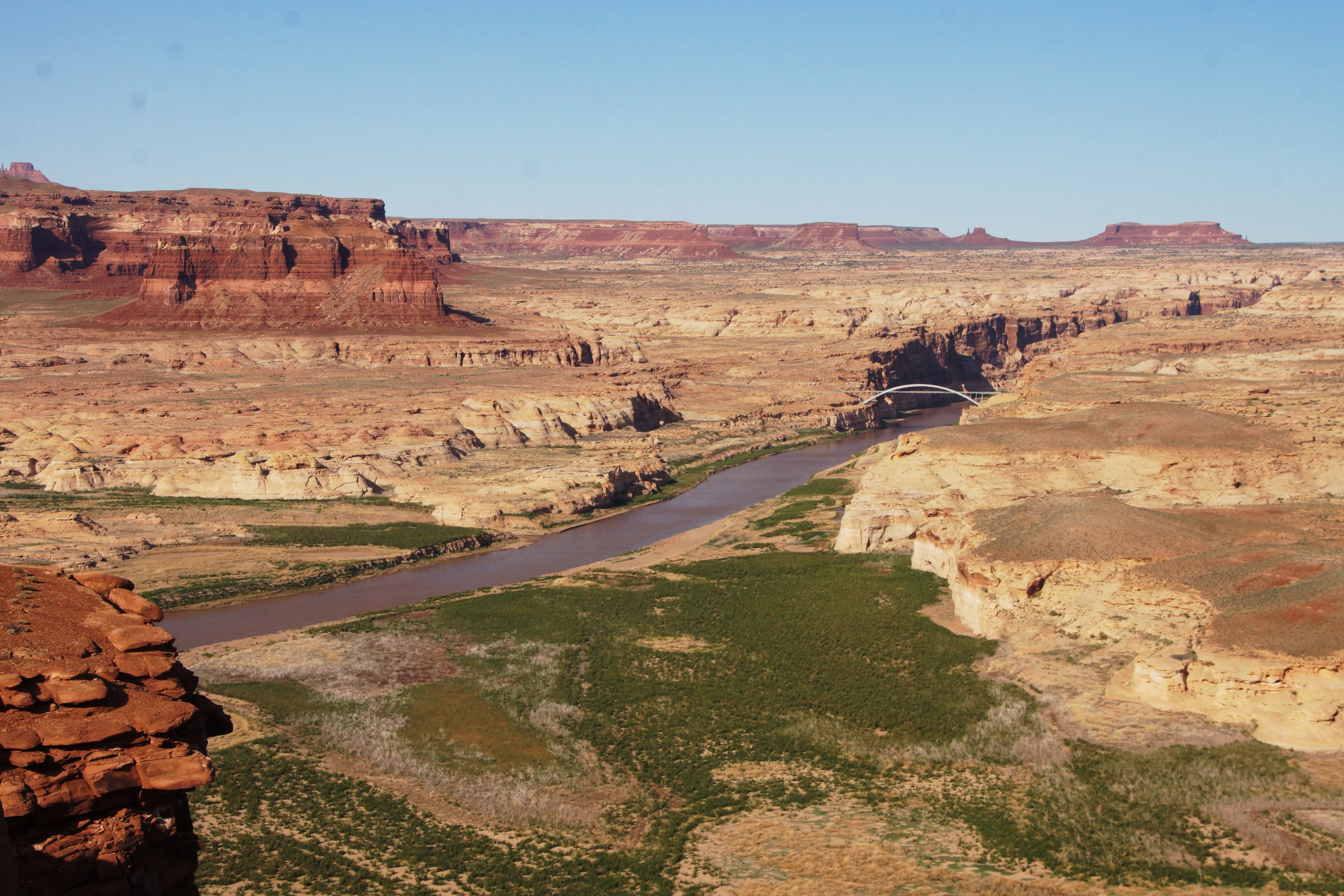 Запад ю. Little Egypt, Garfield County, Utah.