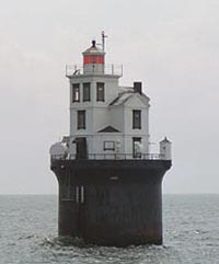 Fourteen Foot Bank Light