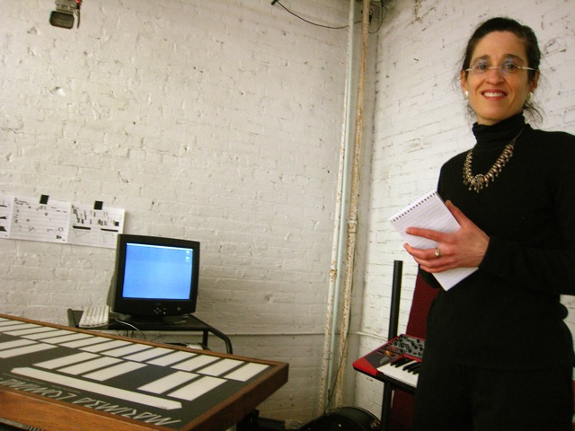 File:Bettina E., LEMUR musical robots lab, Brooklyn.jpg