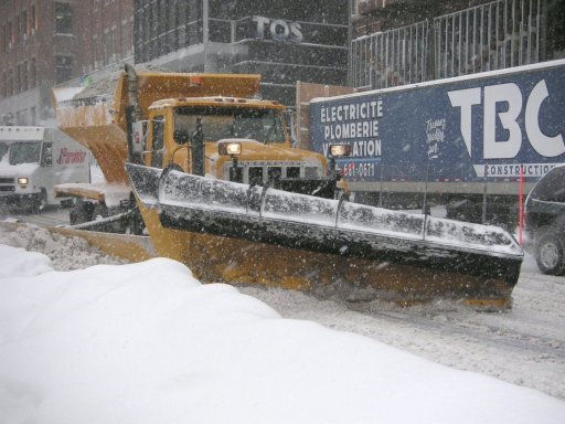 Gratte arrière pour camion de déneigement - Équipements GD Déneigement