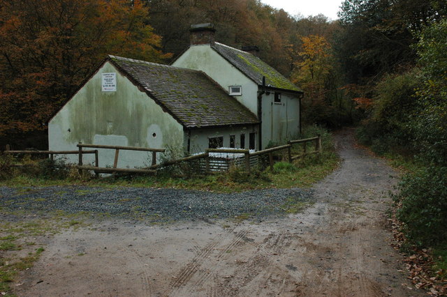 File:Coopers Mill Cottage, Wyre Forest - geograph.org.uk - 1035201.jpg