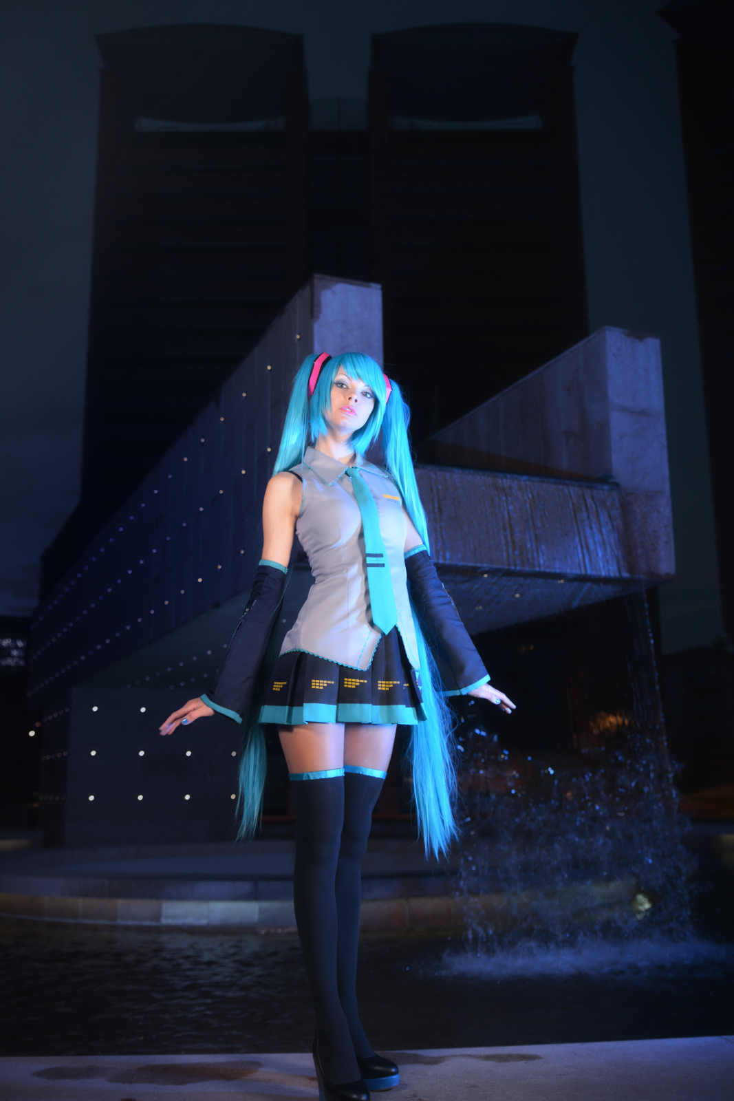 Cosplay of Hatsune Miku (43525109354).jpg