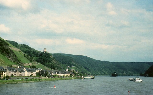 File:Der Rhein bei Kaub - geo.hlipp.de - 1662.jpg