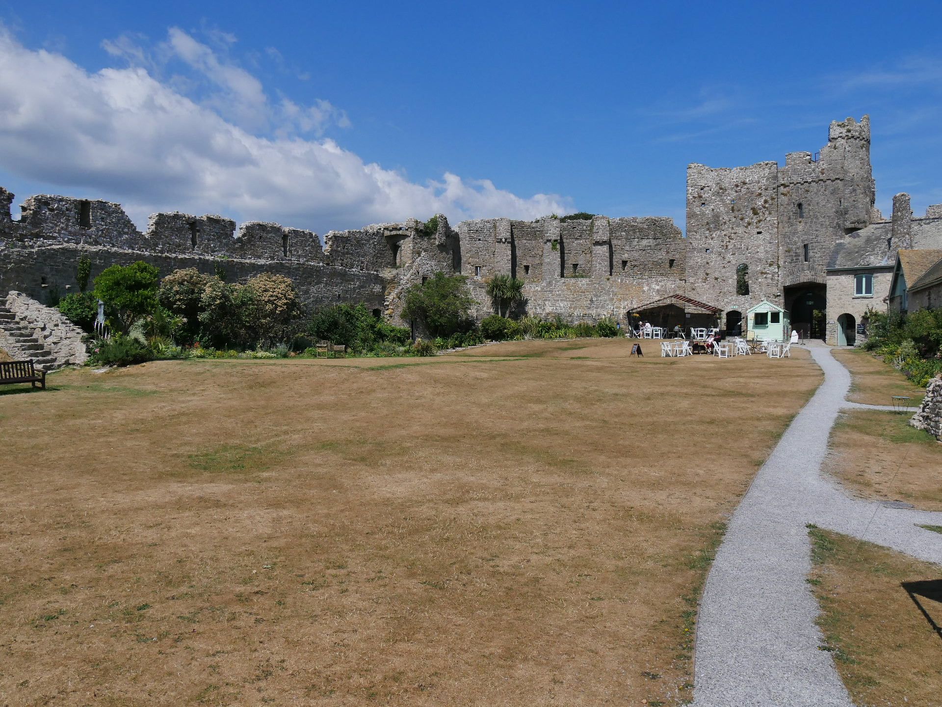 Castle h. Замок Мэнорбир. Замок Мэнорбир фото. Замок Мэнорбир фото всех комнат.