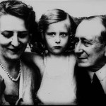 File:Marconi con moglie e figlia.jpg