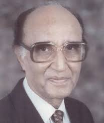 Mushtaq Ahmad Yusufi - Wikipedia