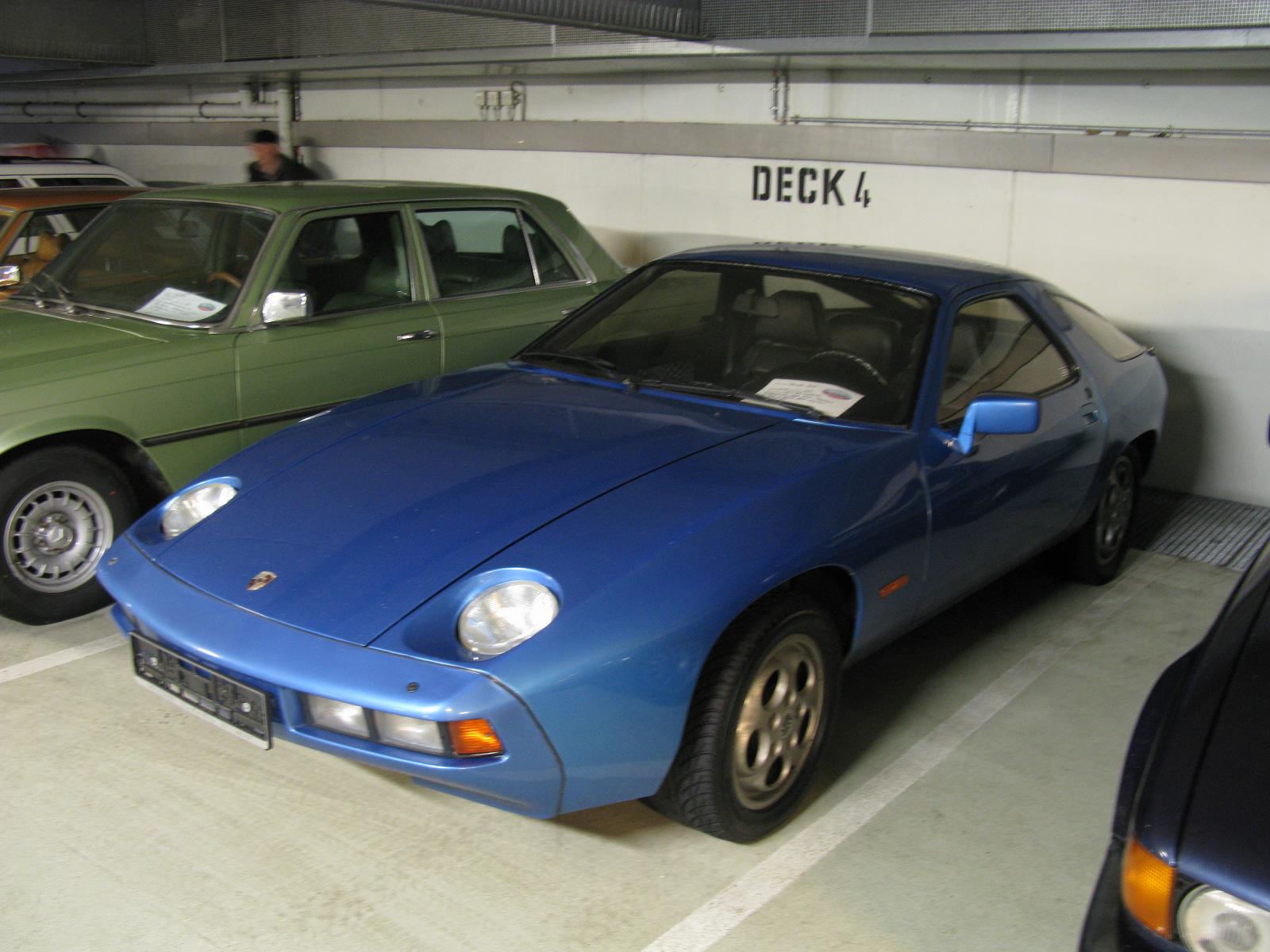 File:Porsche 928 (5438773835).jpg - Wikimedia Commons