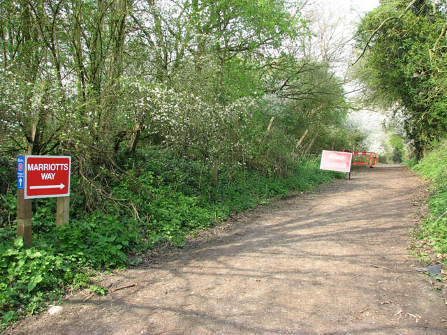 File:Restricted byway to Reepham - geograph.org.uk - 1253961.jpg
