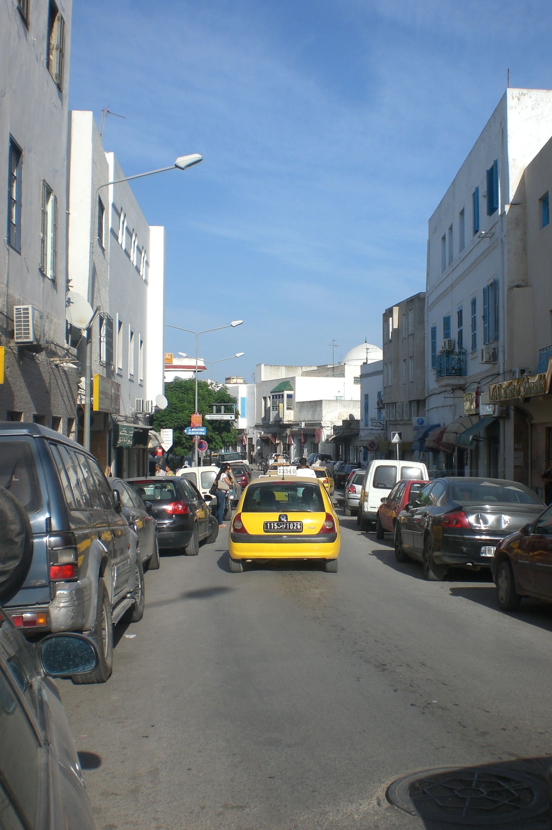 File Rue Bab Bnet Bab Souika Tunis Jpg Wikimedia Commons