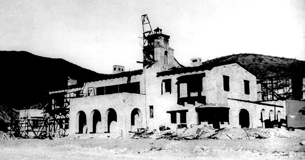 File:Scotty's Castle under construction.JPG