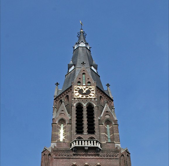 File:SintPetruskerk03.jpg