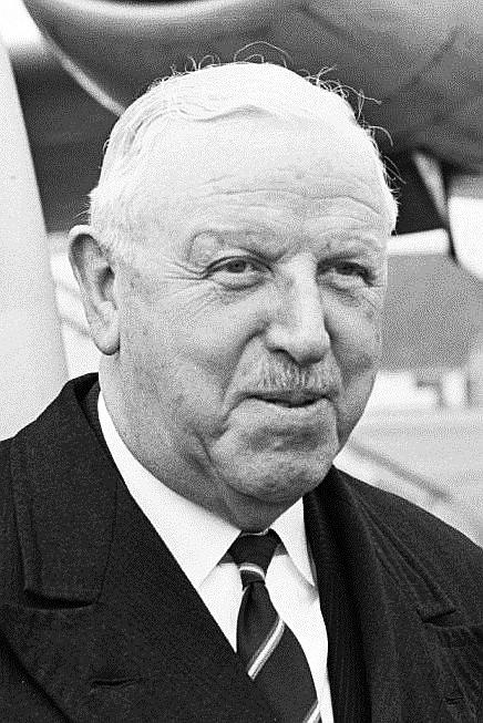 Stanley Rous can be considered a "founding father" of the road for a club world cup. As a referee, he participated in the 1930 Coupe des Nations. As a football official, he endorsed and supported Copa Rio and the International Soccer League. As FIFA president, he was the first FIFA official to propose the expansion of the Intercontinental Cup into an all-confederations Club World Cup under FIFA auspices, a proposal he put forward in 1967 and that would turn into the FIFA Club World Cup in 2000.
