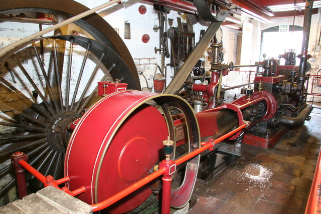 File:Steam engine, Gladstone Pottery Museum - geograph.org.uk - 1458745.jpg