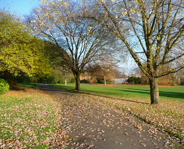 File:Sydenham Wells Park (5) - geograph.org.uk - 4268543.jpg