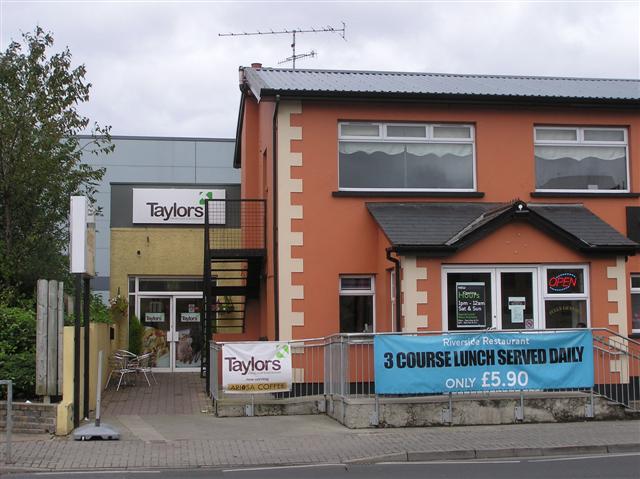 File:Taylors, Omagh - geograph.org.uk - 1532544.jpg