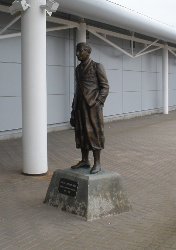 File:Ted Fresson Inverness Airport at Dalcross.PNG