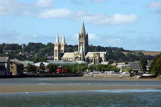 File:Truro Cathedral taken from Boscawen Park - geograph.org.uk - 344071.jpg