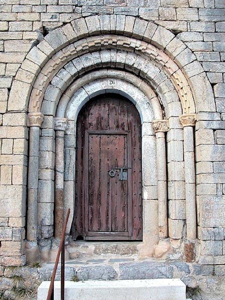 Portal, Church of Santa Maria, Viu de Llevata, Catalonia, Spain