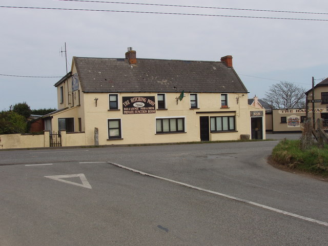 File:"The Hitching Post" pub at Ballycogly cross roads - geograph.org.uk - 1240016.jpg