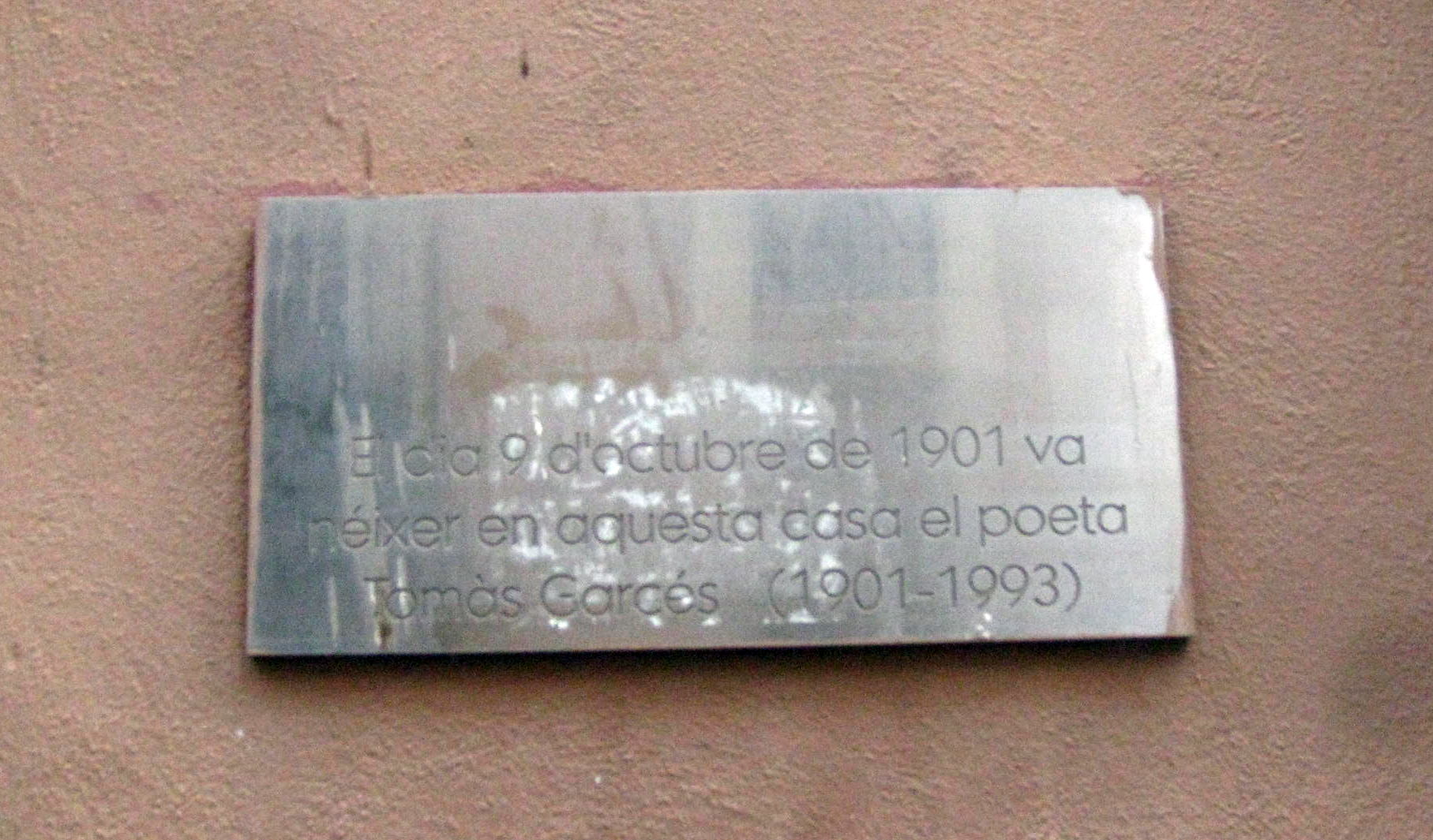 Placa conmemorativa del nacimiento del poeta