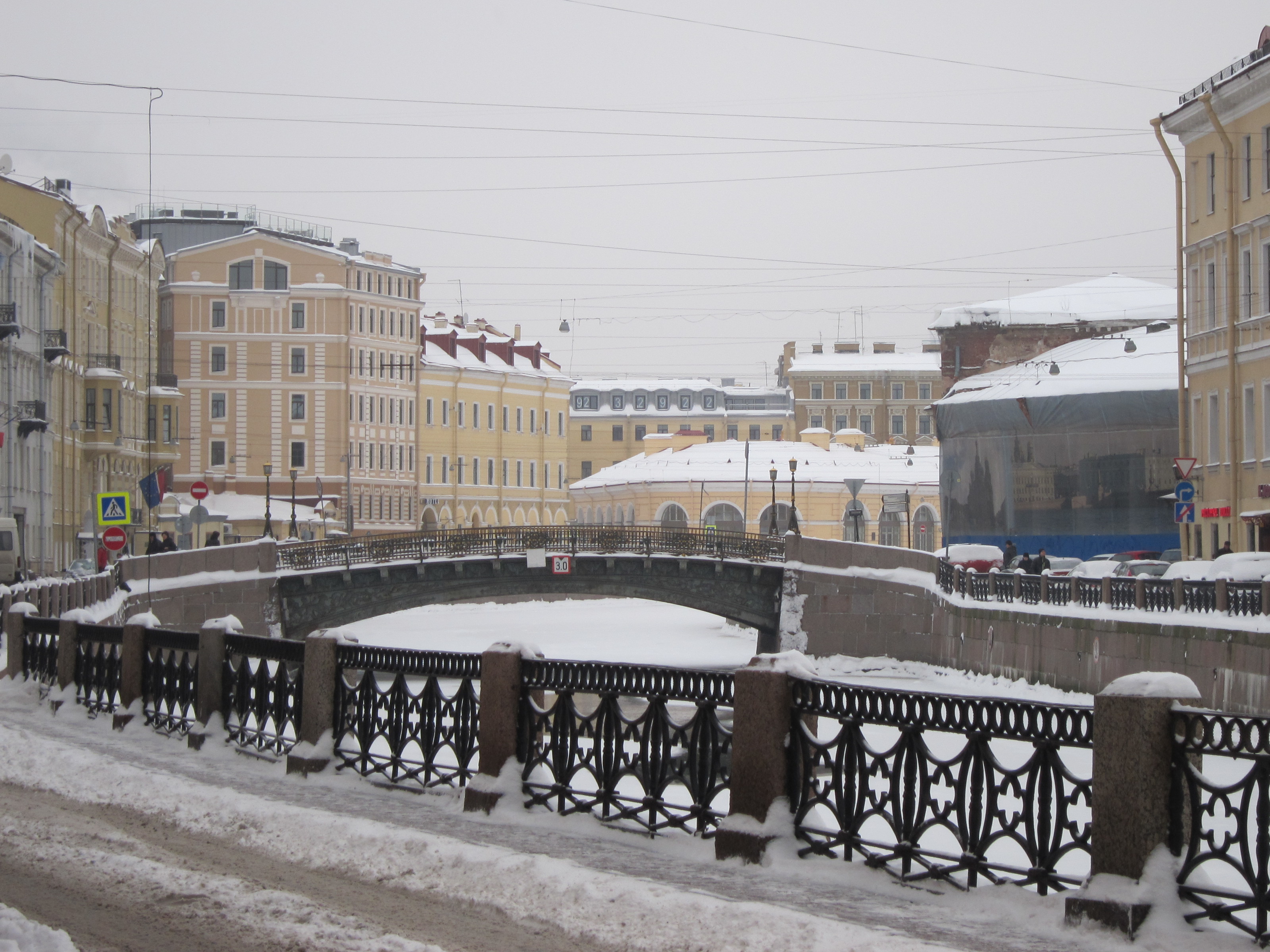 большой конюшенный мост в санкт петербурге