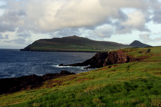 Coast towards Ballydavid Head - geograph.org.uk - 318479