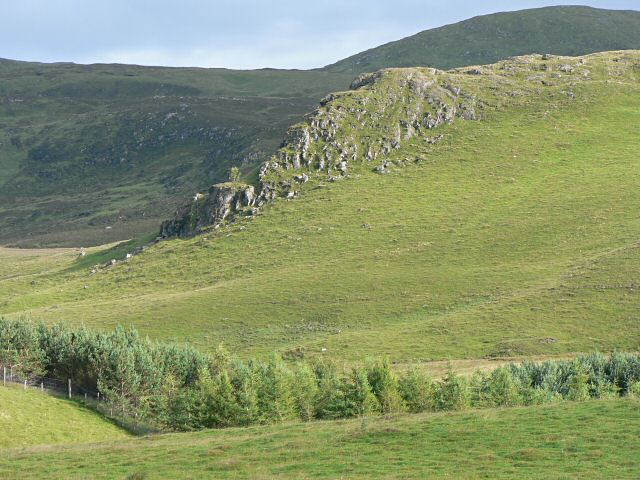 File:Crag - geograph.org.uk - 32007.jpg