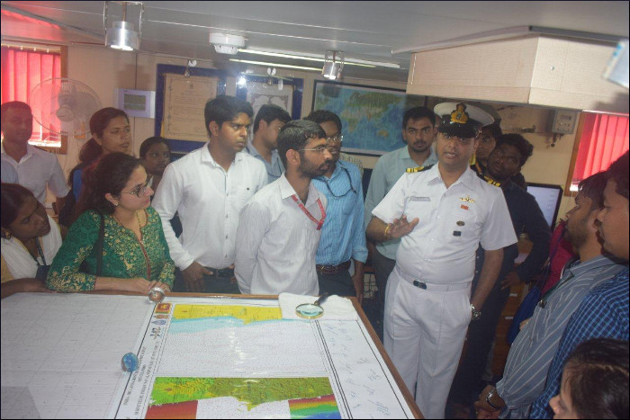 File:DRDO scientists visit Naval Base, Kochi - 2018 - (3).jpg