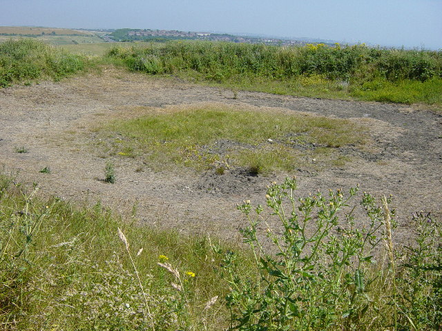 File:Dew Pond - geograph.org.uk - 27452.jpg