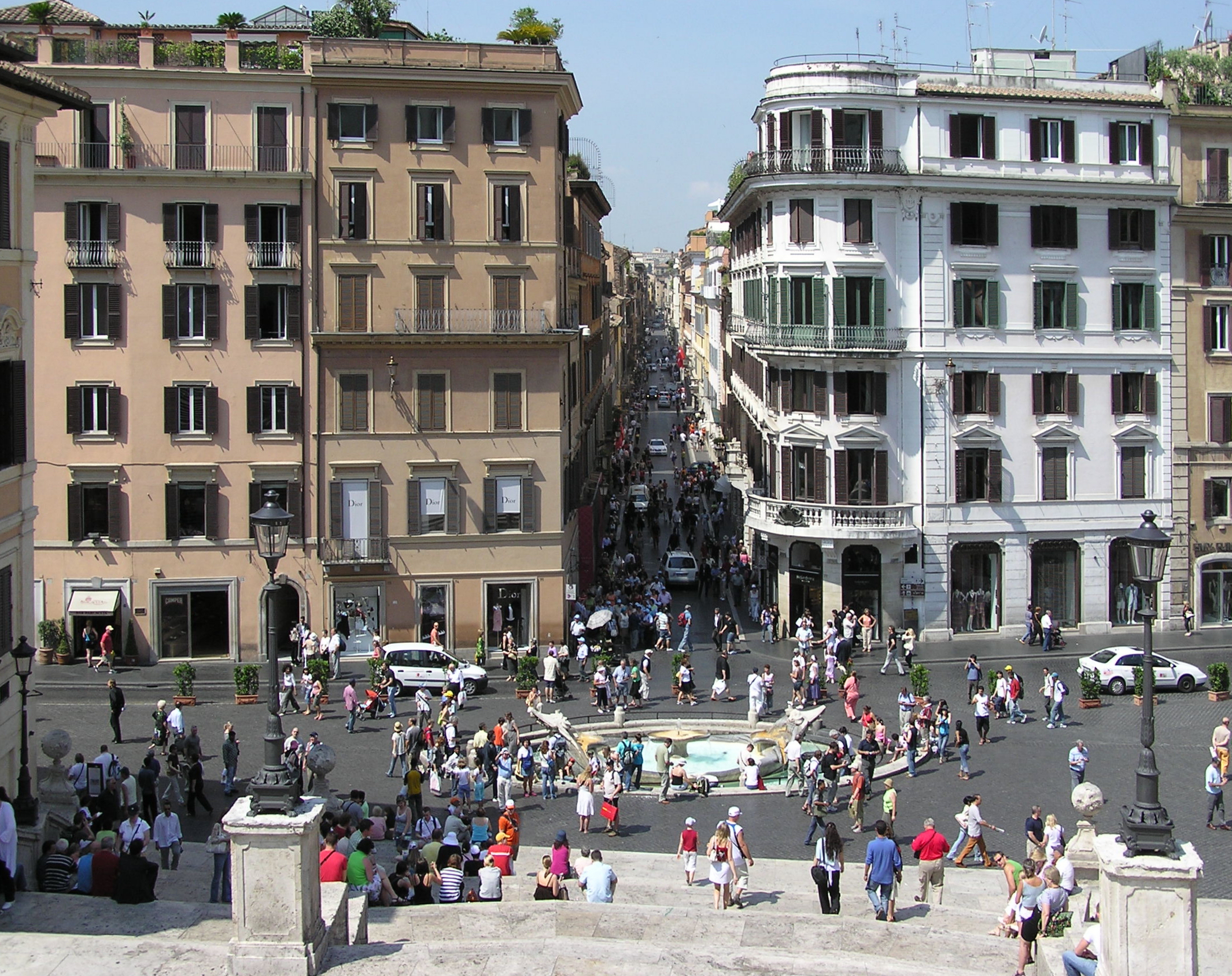 Louis Vuitton Roma Via Condotti store, Italy