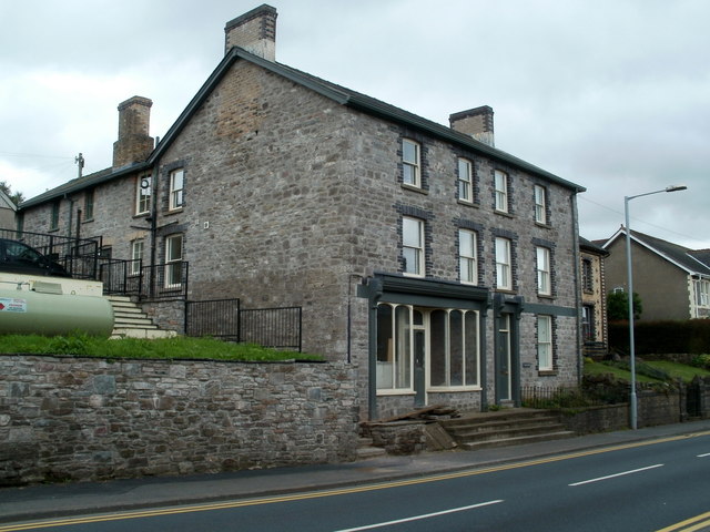 Former High Street shop, Sennybridge - geograph.org.uk - 3061085