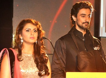 File:Huma Qureshi and Kunal Kapoor at 4th Jagran Film Festival.jpg